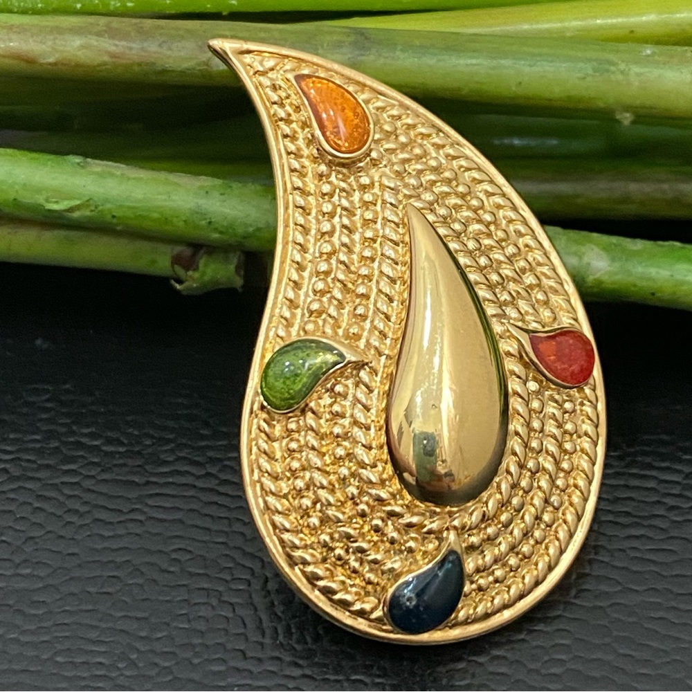 Vintage Unsigned AVON Gold-tone Enamel Paisley Colors Pin Brooch 18.0g